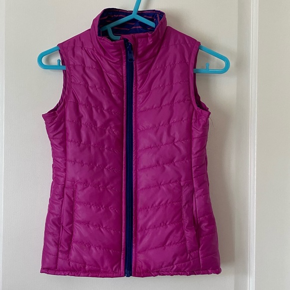 Girls reversible puffer vest - Picture 3 of 7